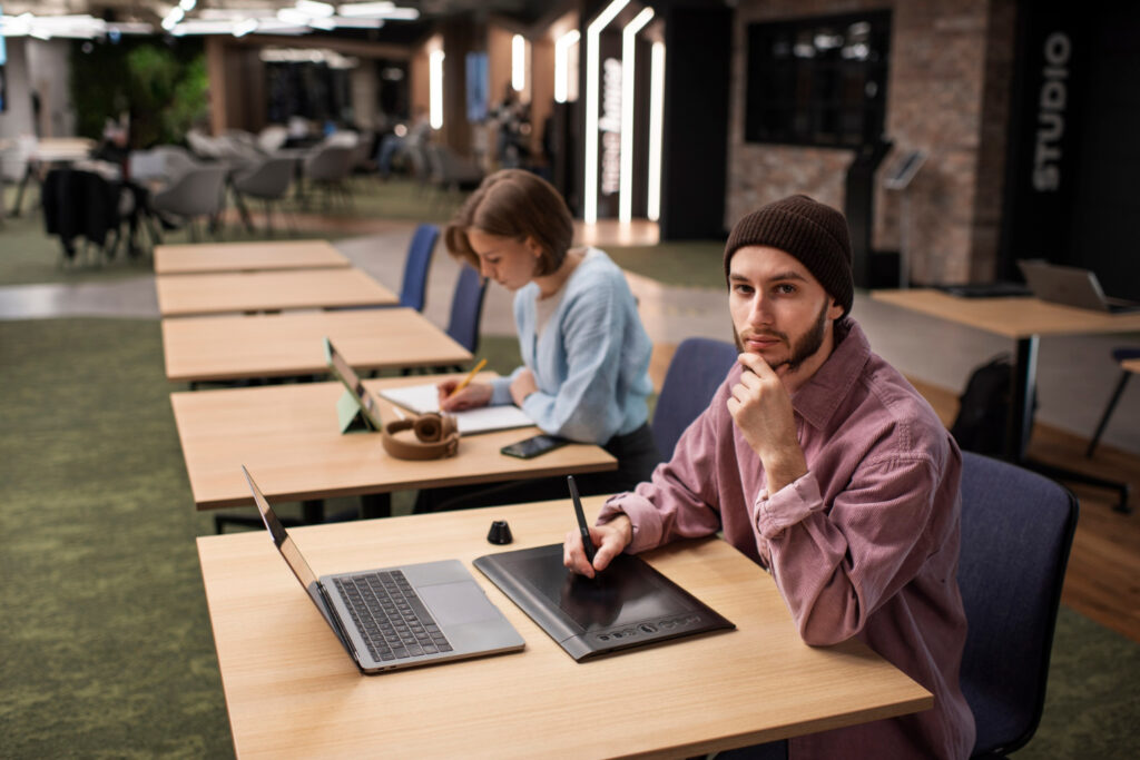 Book Flexible Coworking Desks in Gurgaon with Monthly Plans